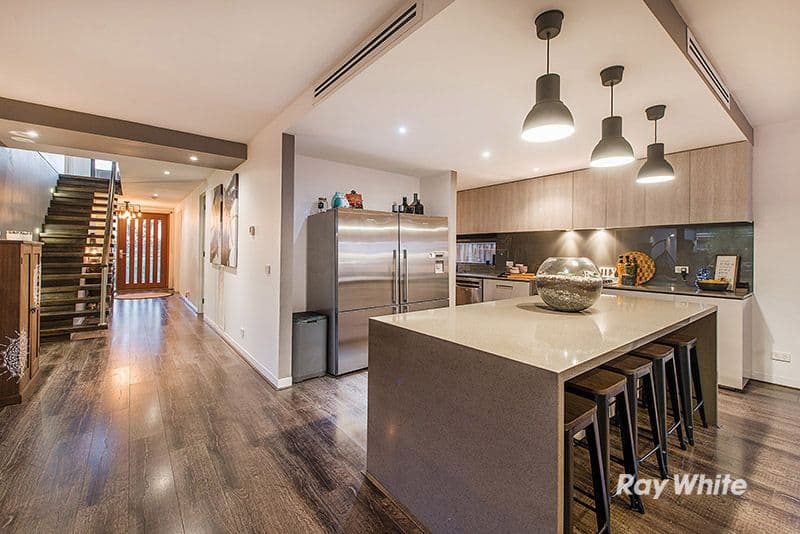 73 Linden Tree Way, Cranbourne North VIC 3977, Cranbourne North - Thumbnail 4