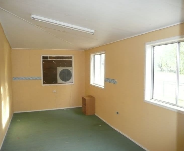 116 Falcon Street, LONGREACH QLD 4730, Longreach - Thumbnail 2