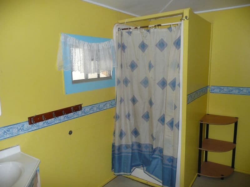 116 Falcon Street, LONGREACH QLD 4730, Longreach - Thumbnail 3