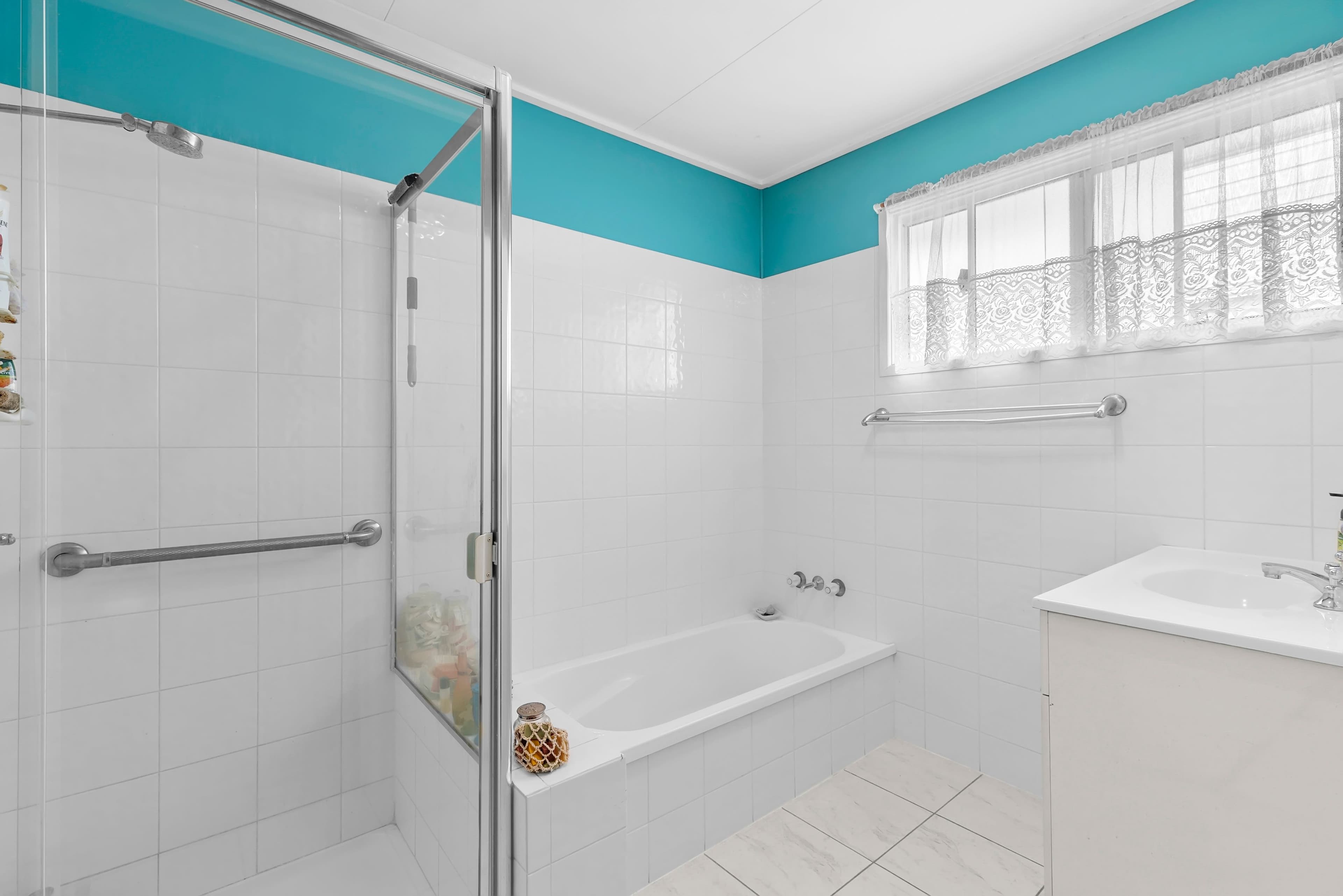 23 Ijong Street, Kenmore QLD 4069, Kenmore - Thumbnail 7