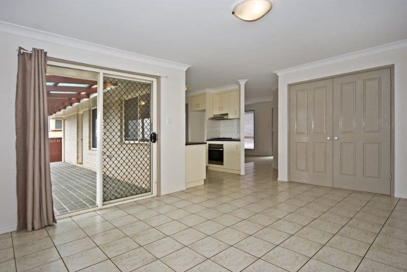 74 Glenvale Road, HARRISTOWN QLD 4350, Harristown - Thumbnail 5