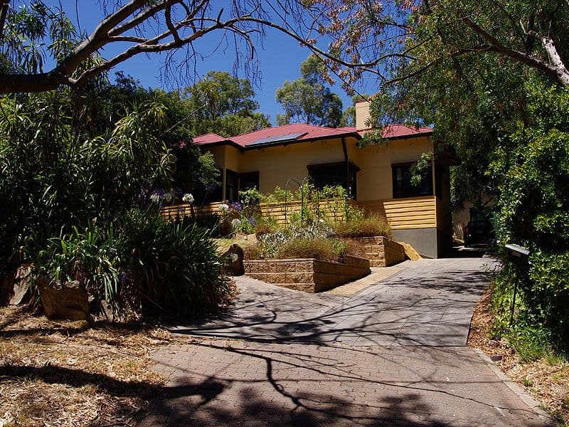 4 Southern Avenue, BLACKWOOD SA 5051, Blackwood - Image 1