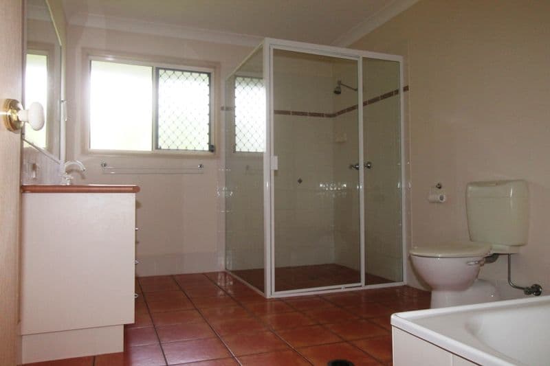 10 Silverwood Court, FERNY HILLS QLD 4055, Ferny Hills - Thumbnail 3