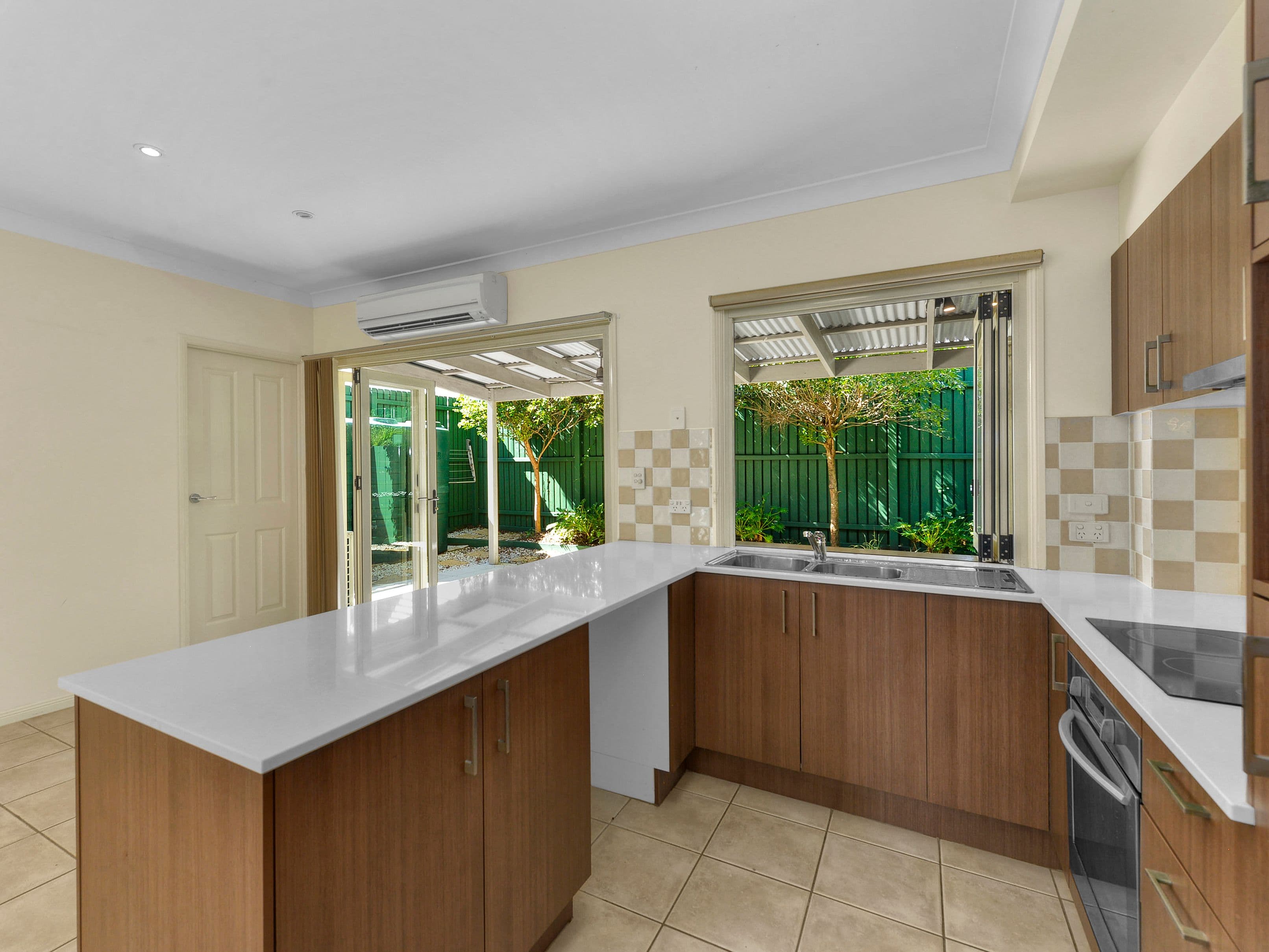 45 Holmesbrook Street, Ashgrove QLD 4060, Ashgrove - Thumbnail 3