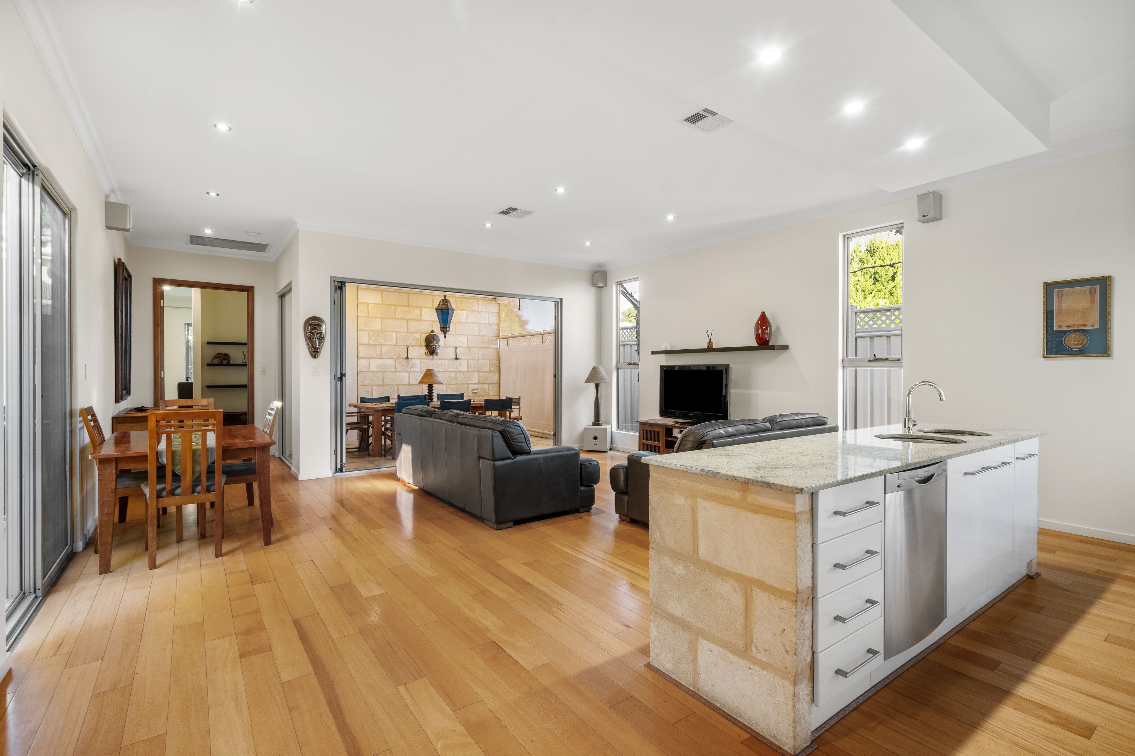 2 Bradey Street, Mitcham SA 5062, Mitcham - Thumbnail 2