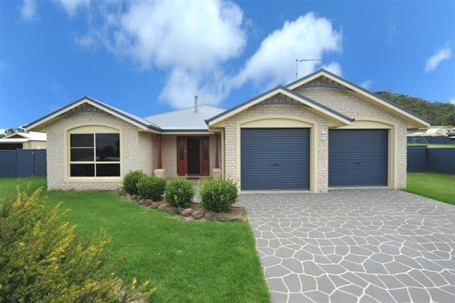30 Catherine Crescent, KINGSTHORPE QLD 4400, Kingsthorpe - Image 1
