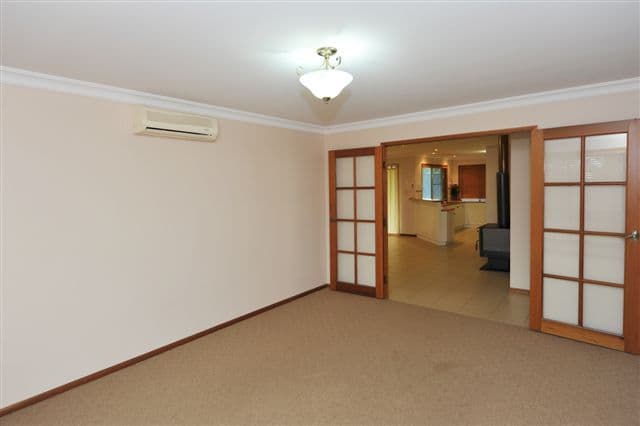 30 Catherine Crescent, KINGSTHORPE QLD 4400, Kingsthorpe - Thumbnail 6
