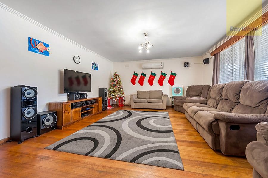 30 Langdon Crescent, Craigieburn VIC 3064, Craigieburn - Thumbnail 6