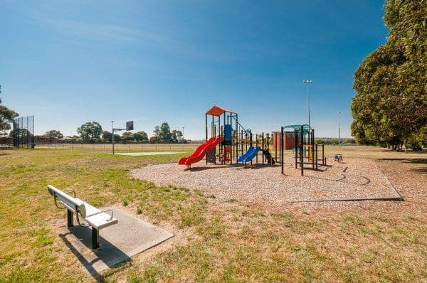 11 Pines Way, CRAIGIEBURN VIC 3064, Craigieburn - Thumbnail 6
