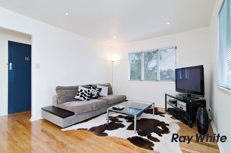 16 Besson Street, Stafford Heights QLD 4053, Stafford Heights - Thumbnail 2