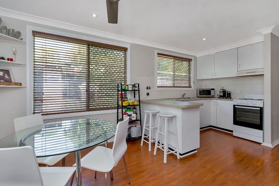 21 Sealy Street, Silkstone QLD 4304, Silkstone - Thumbnail 2
