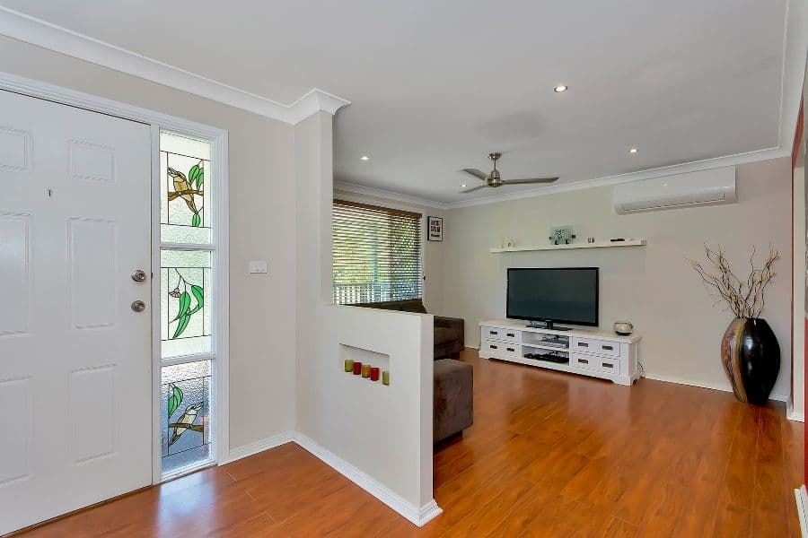 21 Sealy Street, Silkstone QLD 4304, Silkstone - Thumbnail 3