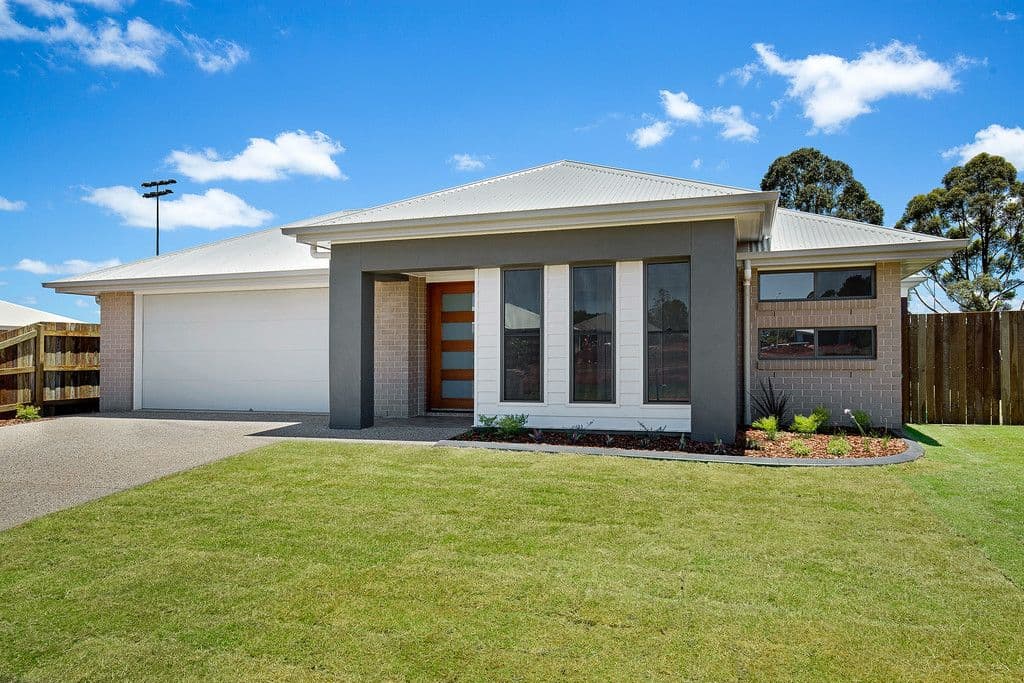 15 Entabeni Drive, Kearneys Spring QLD 4350, Kearneys Spring - Image 1