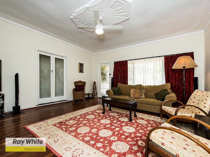 16 Coral Road, Kalamunda WA 6076, Kalamunda - Thumbnail 4