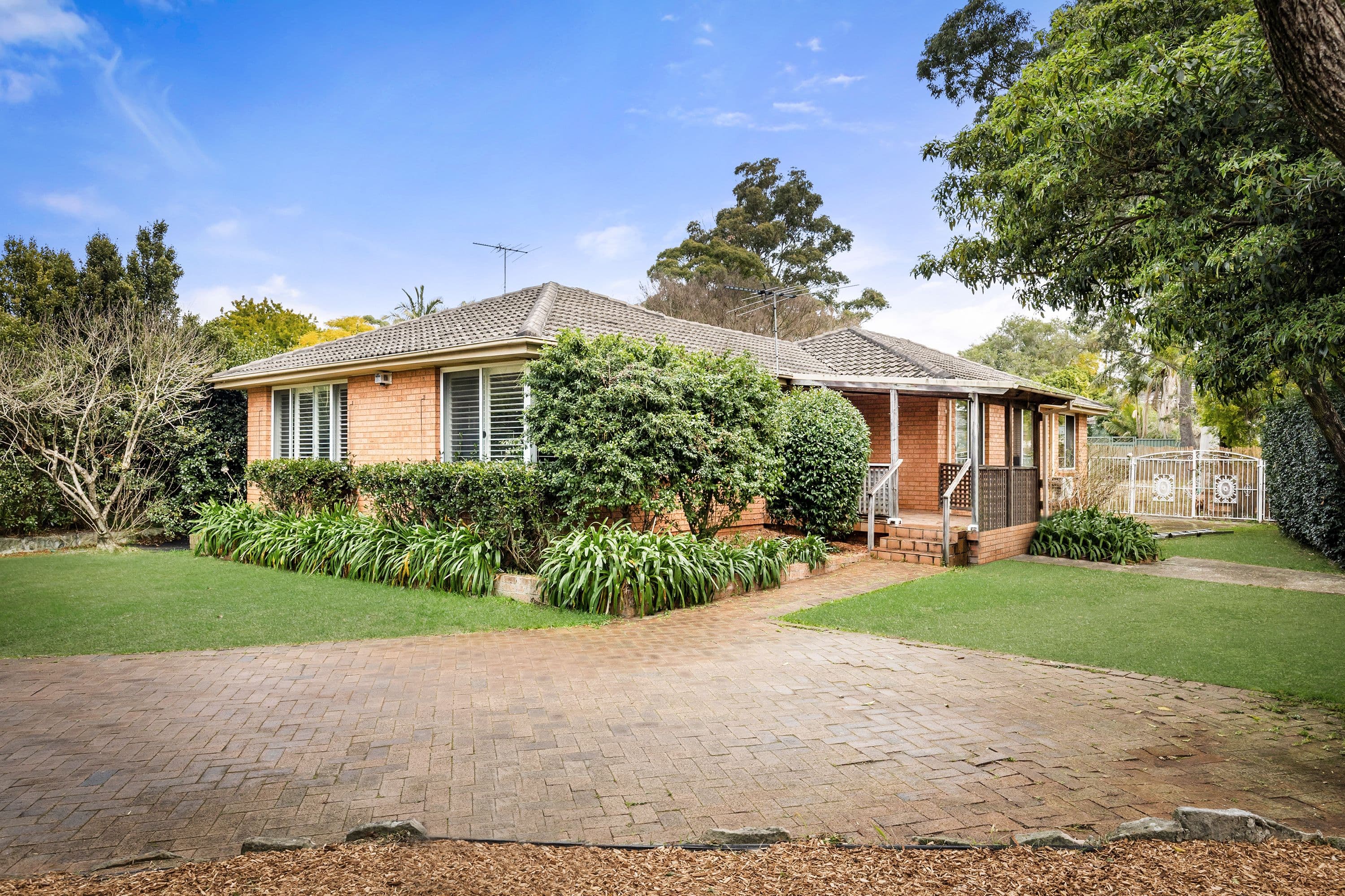 3 Cropley Drive, Baulkham Hills NSW 2153, Baulkham Hills - Thumbnail 2