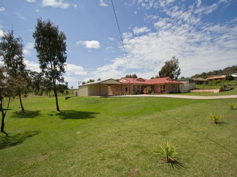 9 Carys Road, Glenvale, QLD, 4350, Glenvale - Image 1