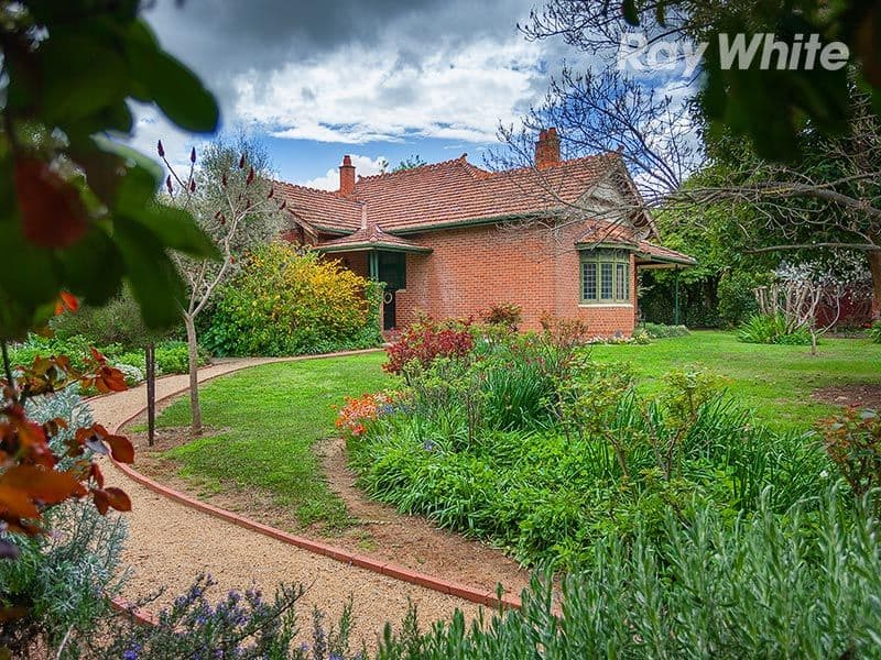 5 Betterment Parade, COROWA NSW 2646, Corowa - Image 1