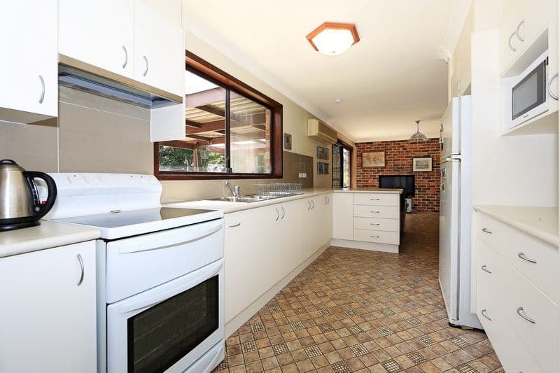 13 Woorin  Close, Bomaderry NSW 2541, Bomaderry - Thumbnail 3