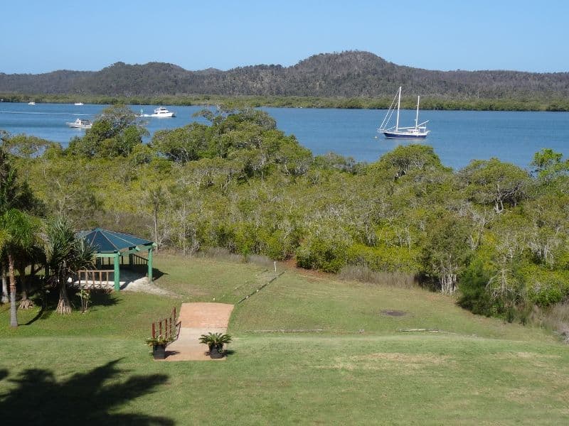 24 Cutter Street, RUSSELL ISLAND QLD 4184, Russell Island - Thumbnail 2
