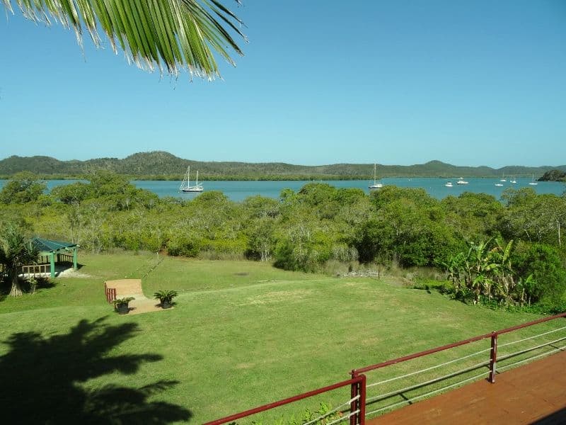 24 Cutter Street, RUSSELL ISLAND QLD 4184, Russell Island - Thumbnail 3