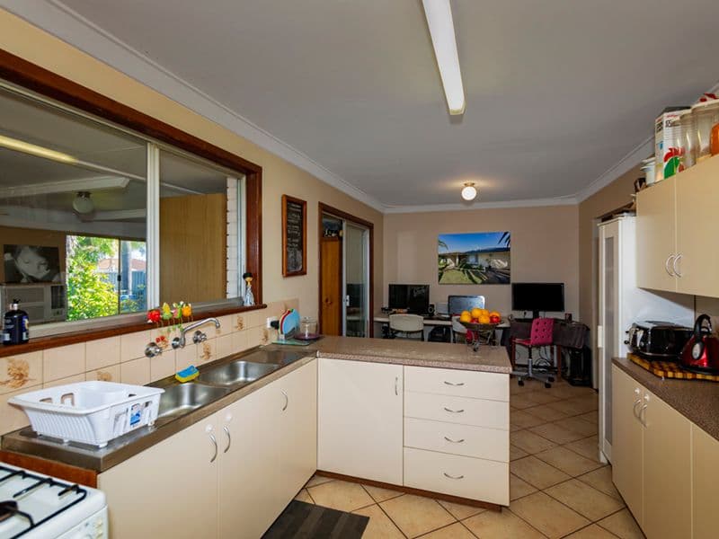 4 Pearson Street, Mount Tarcoola WA 6530, Mount Tarcoola - Thumbnail 6