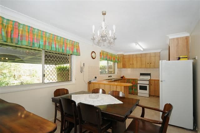 11 Arabian Street, HARRISTOWN QLD 4350, Harristown - Thumbnail 3