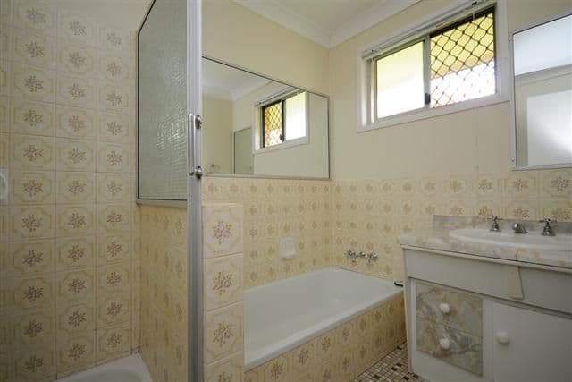 11 Arabian Street, HARRISTOWN QLD 4350, Harristown - Thumbnail 6