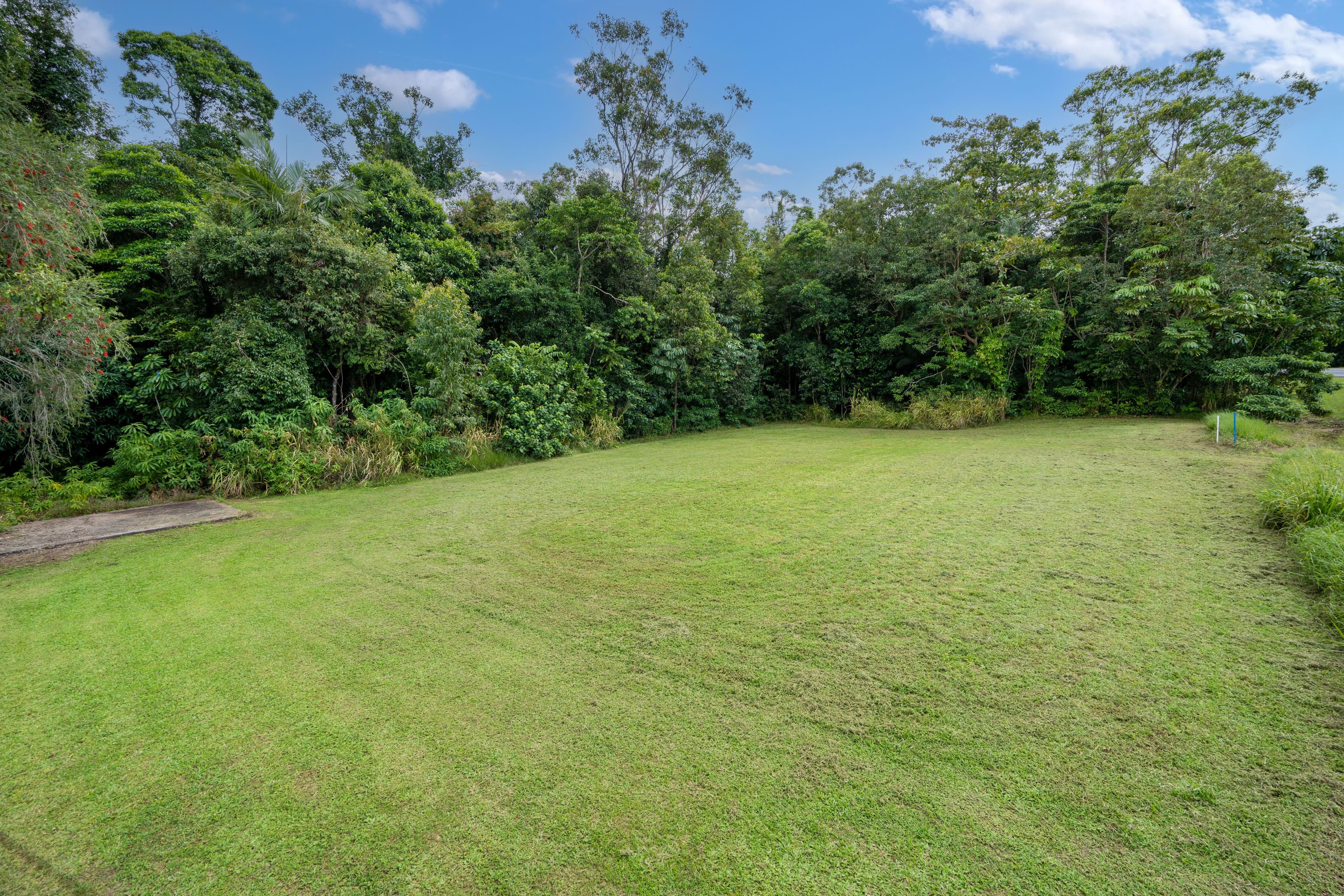 33 Bruce Highway, El Arish QLD 4855, El Arish - Thumbnail 3