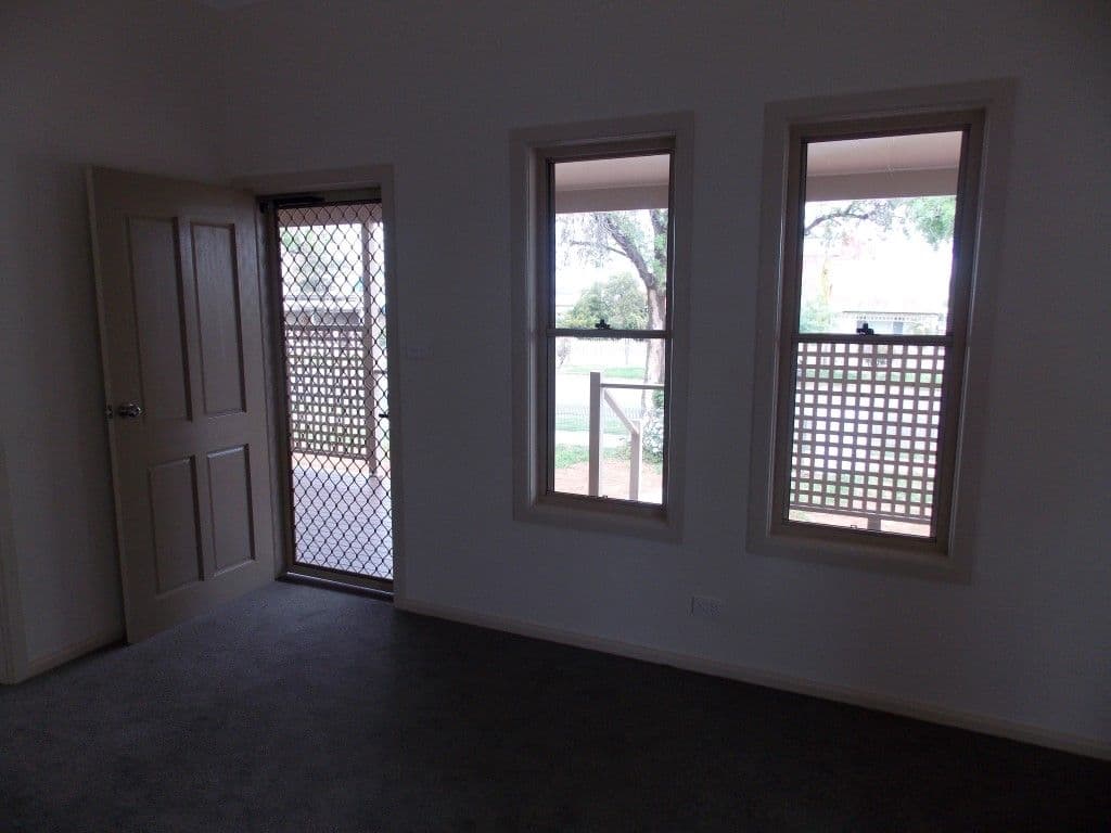 56 Dalton Street, PARKES NSW 2870, Parkes - Thumbnail 5