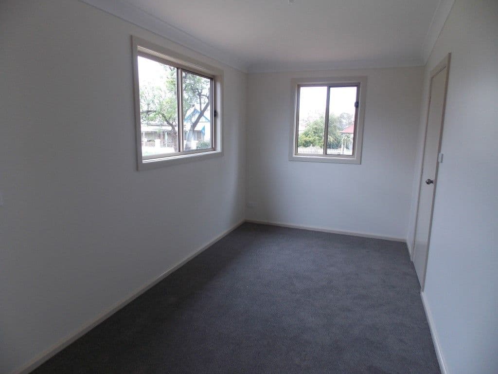 56 Dalton Street, PARKES NSW 2870, Parkes - Thumbnail 6
