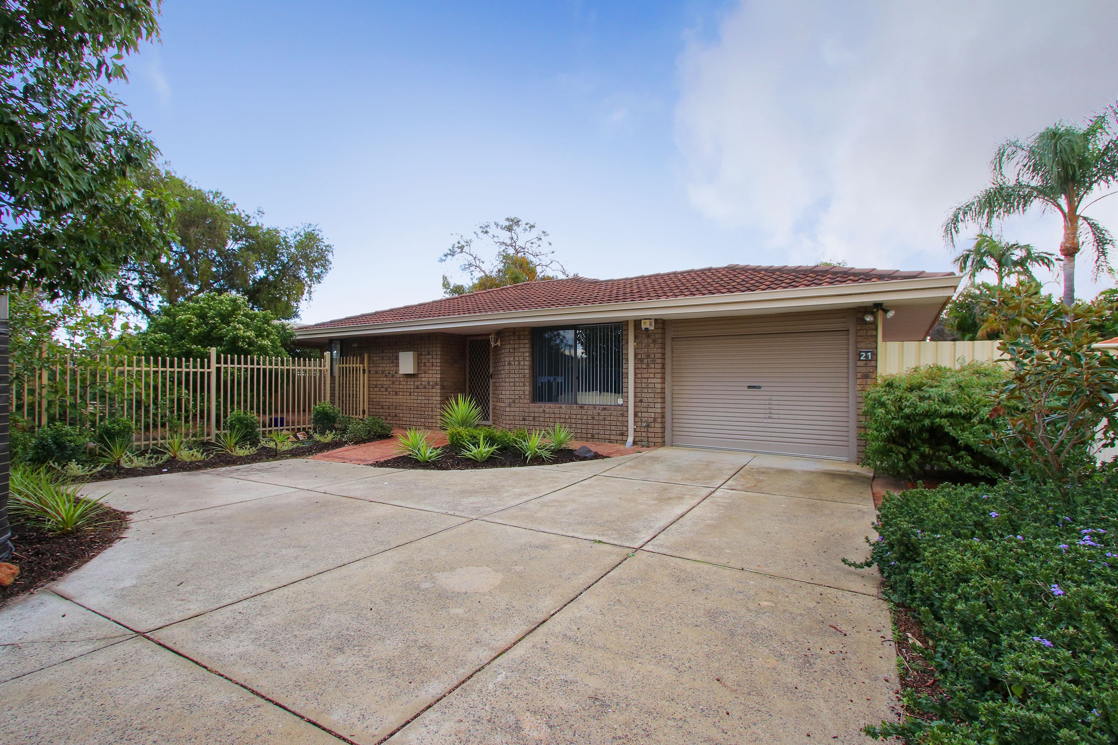 21 Rosmead Avenue, Beechboro WA 6063, Beechboro - Image 1