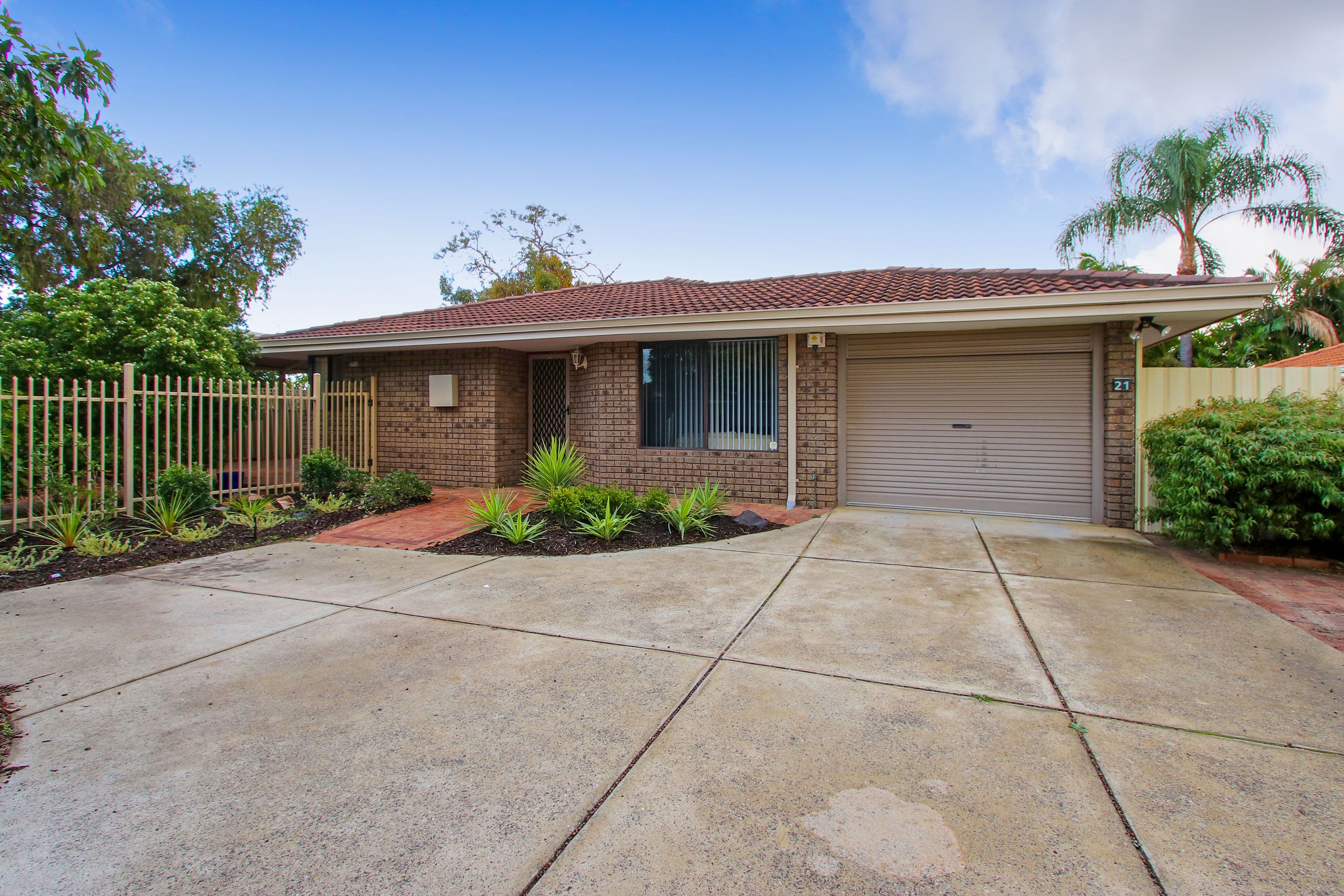 21 Rosmead Avenue, Beechboro WA 6063, Beechboro - Thumbnail 2