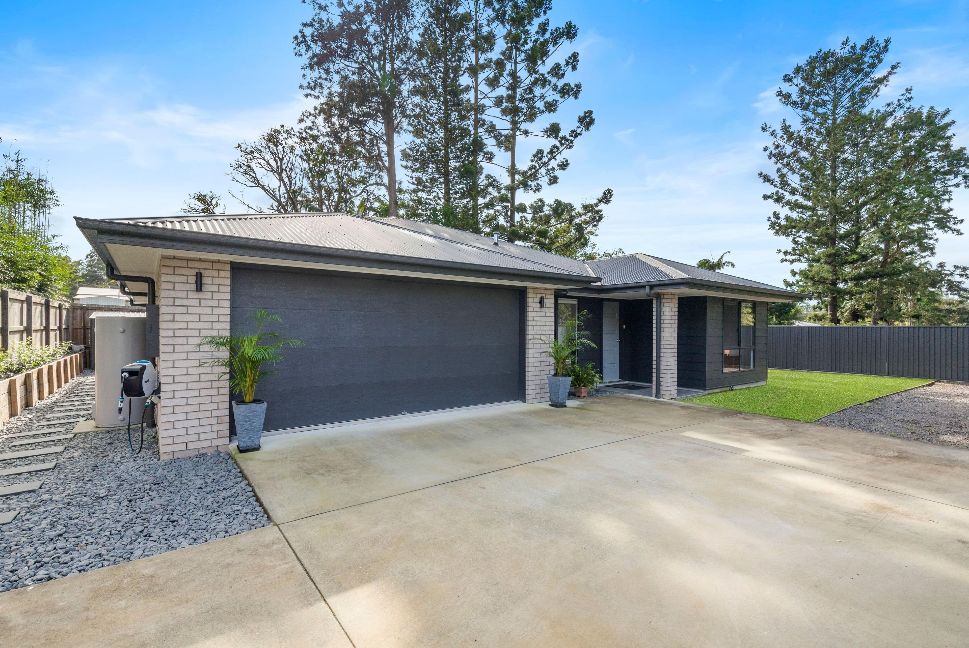 1B Nichols Avenue, Beerwah QLD 4519, Beerwah - Image 1