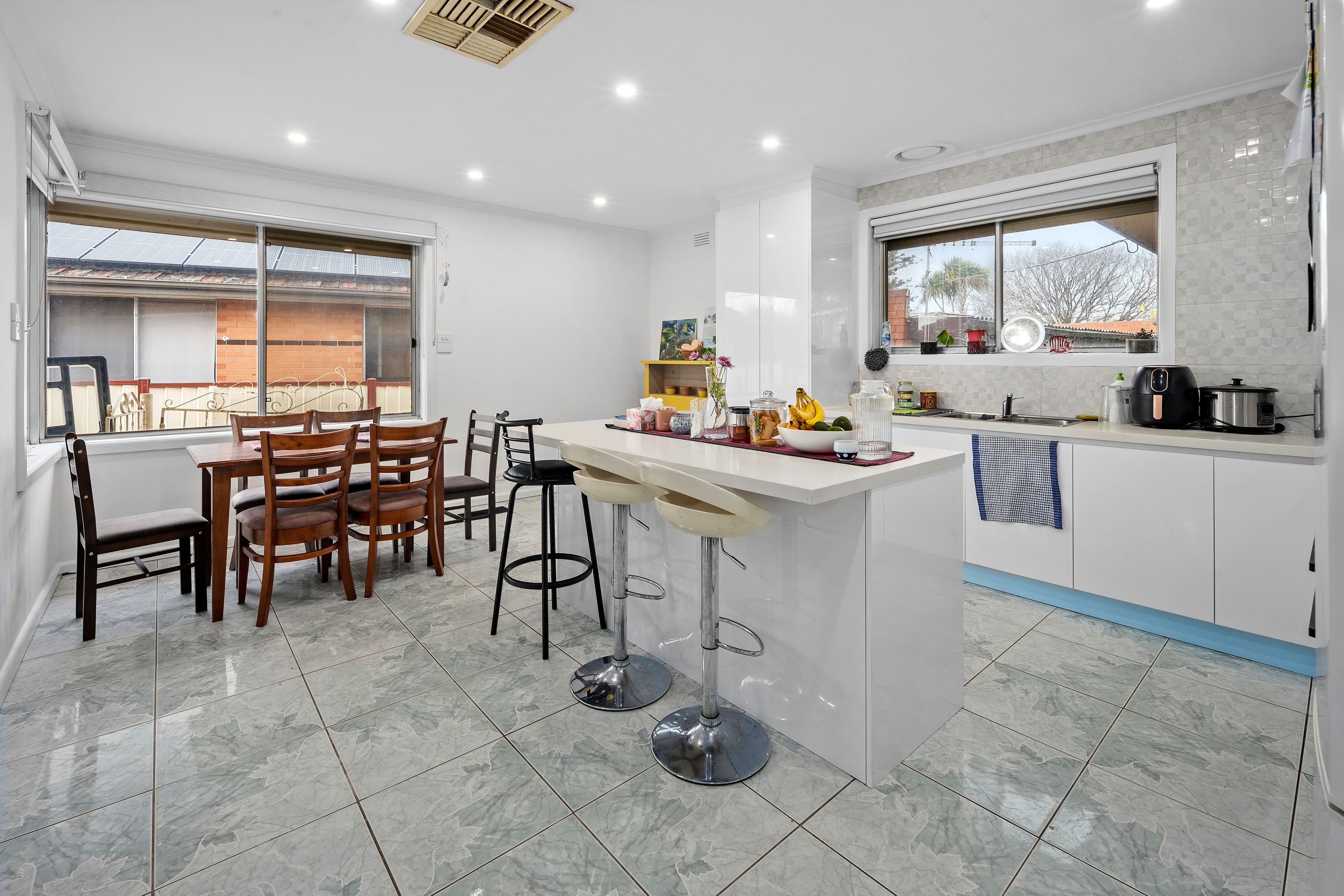 17 Pioneer Street, Warragul, Warragul - Thumbnail 7