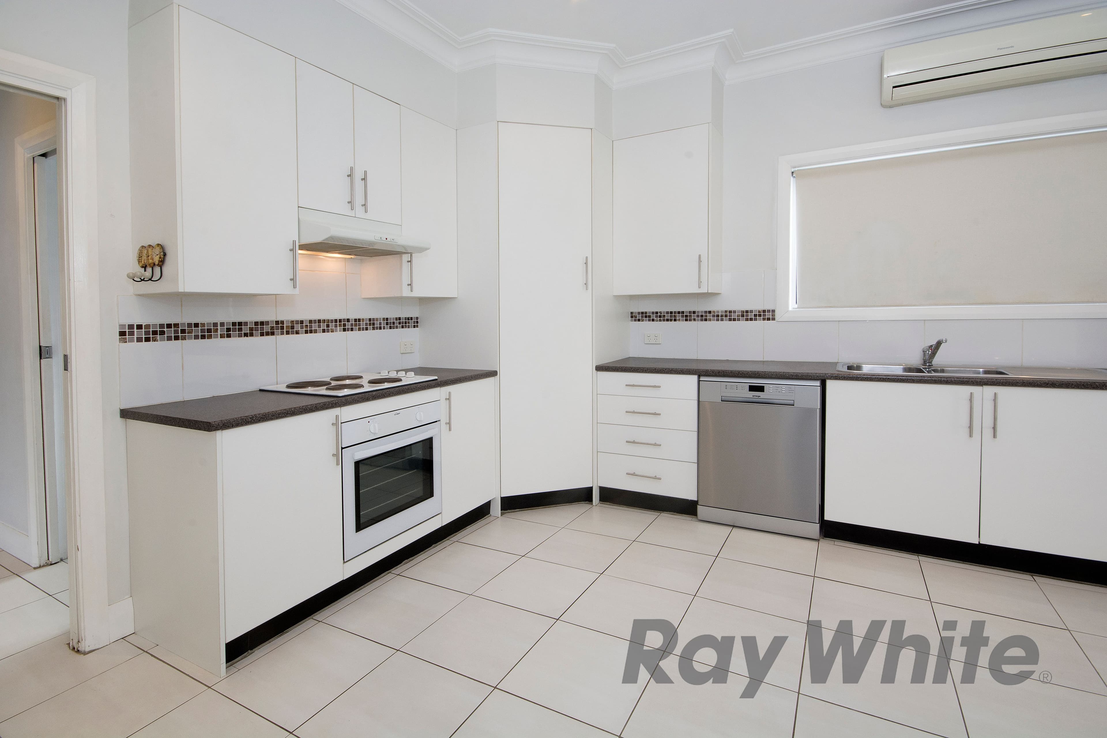1 Adrian Street, Mayfield NSW 2304, Mayfield - Thumbnail 4