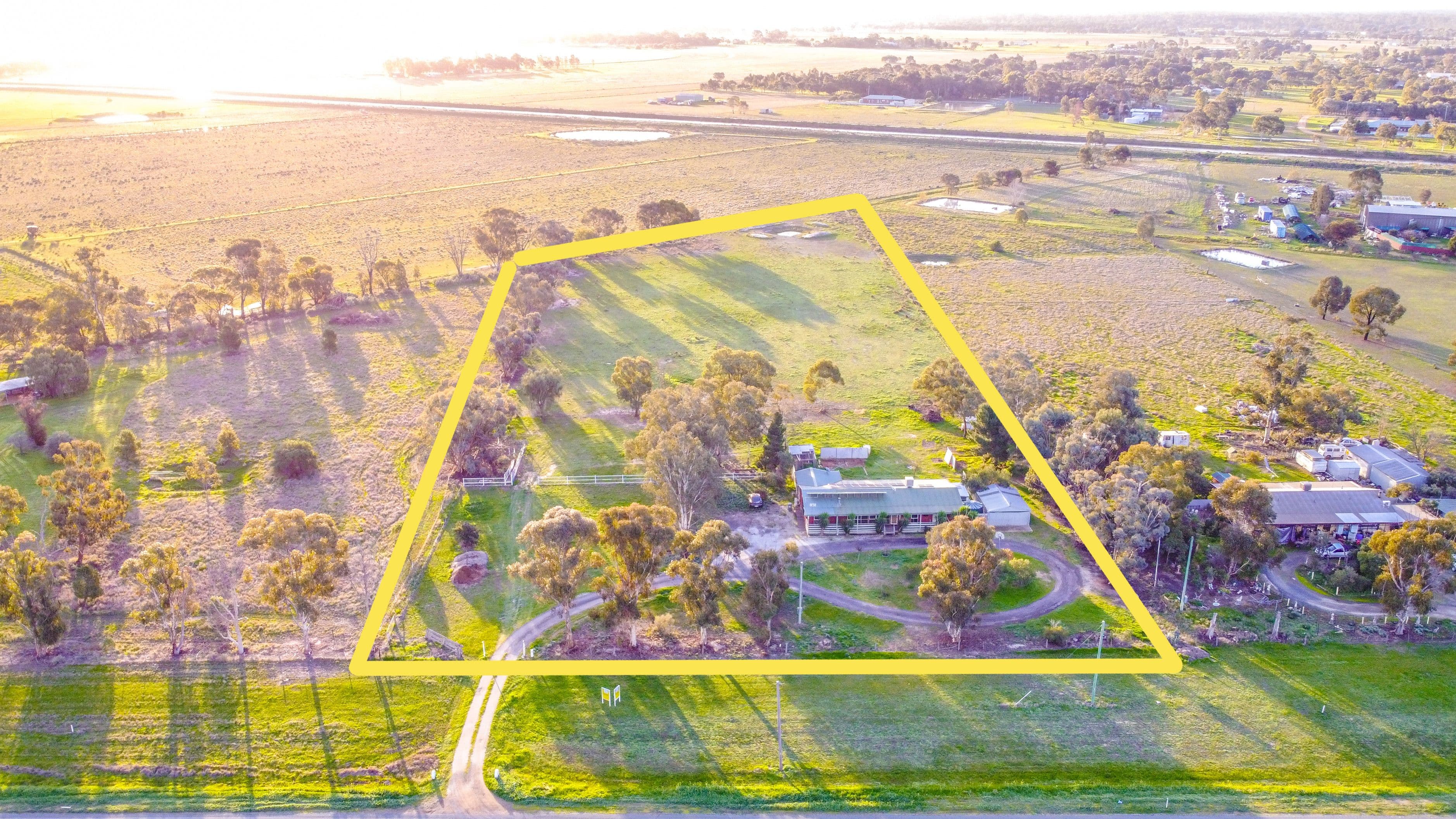 186 Barham Road, Deniliquin NSW 2710, Deniliquin - Image 1