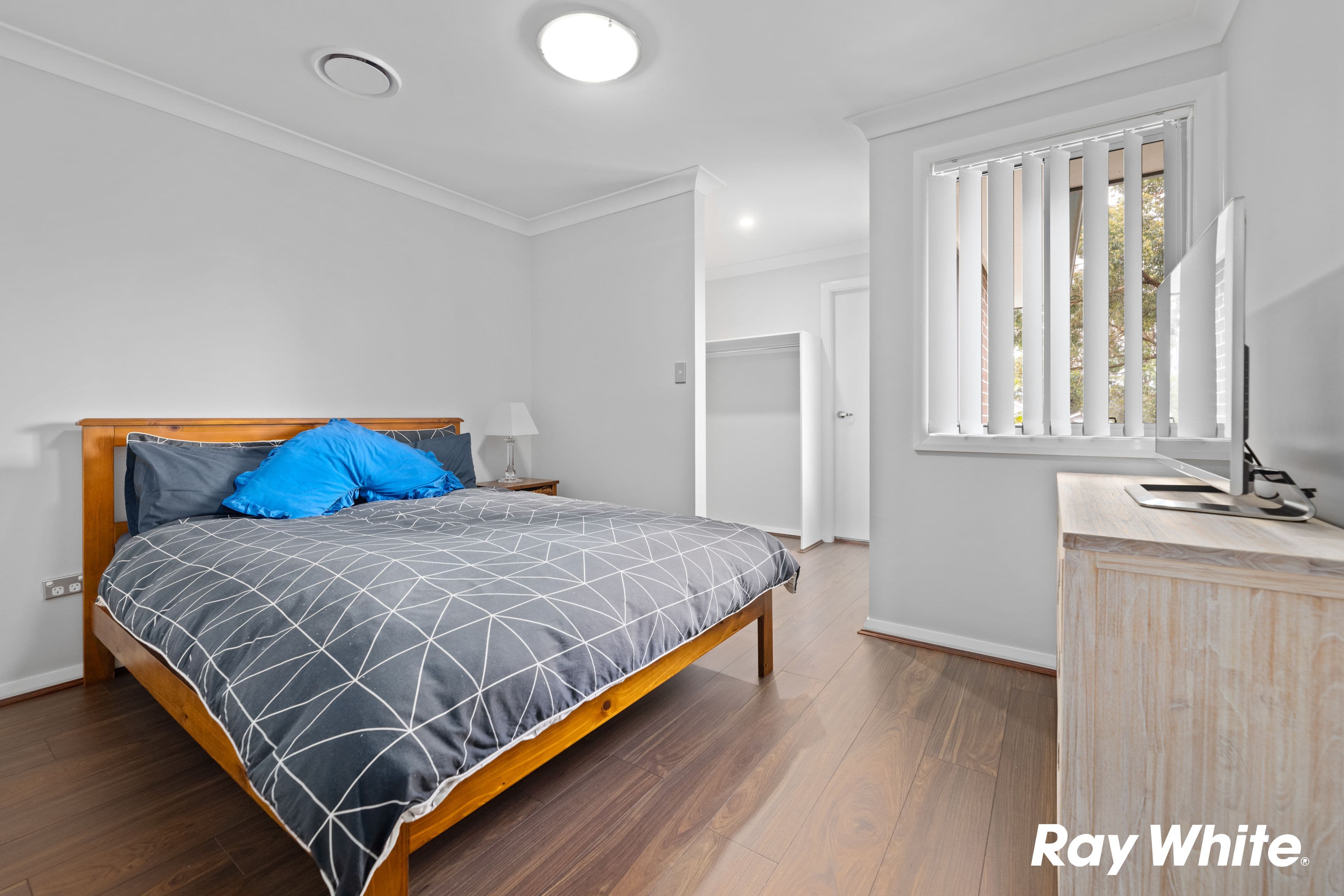 31 Hillcrest Road, Quakers Hill NSW 2763, Quakers Hill - Thumbnail 5