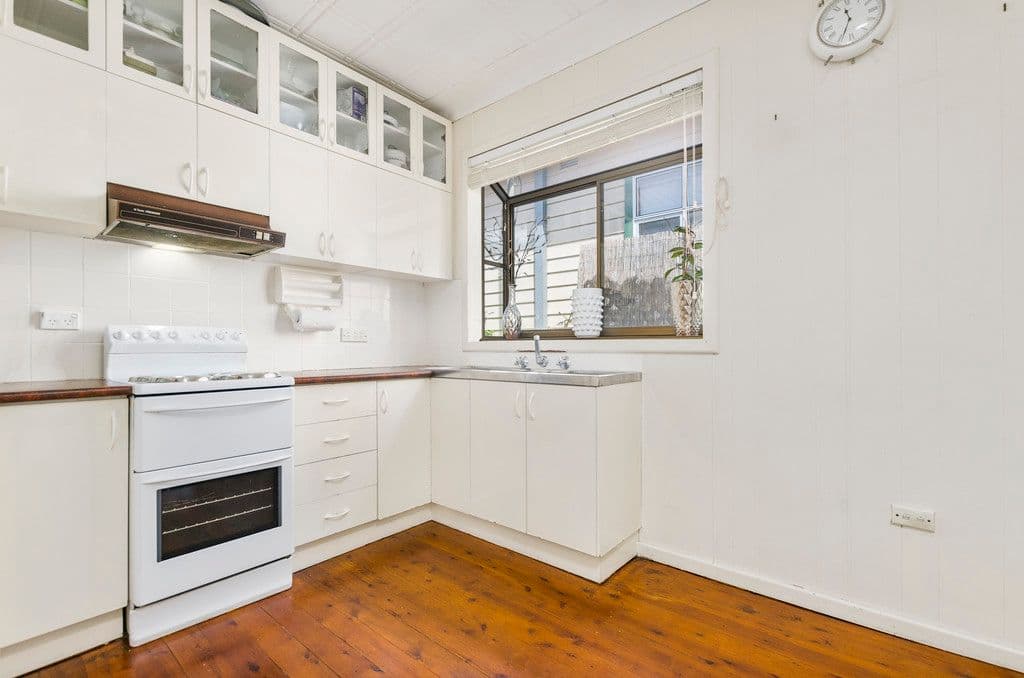 82 Collaery Road, Russell Vale - Thumbnail 3
