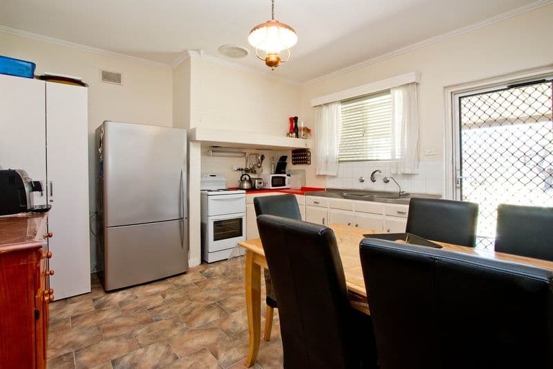 10 Telford Avenue, Findon SA 5023, Findon - Thumbnail 6