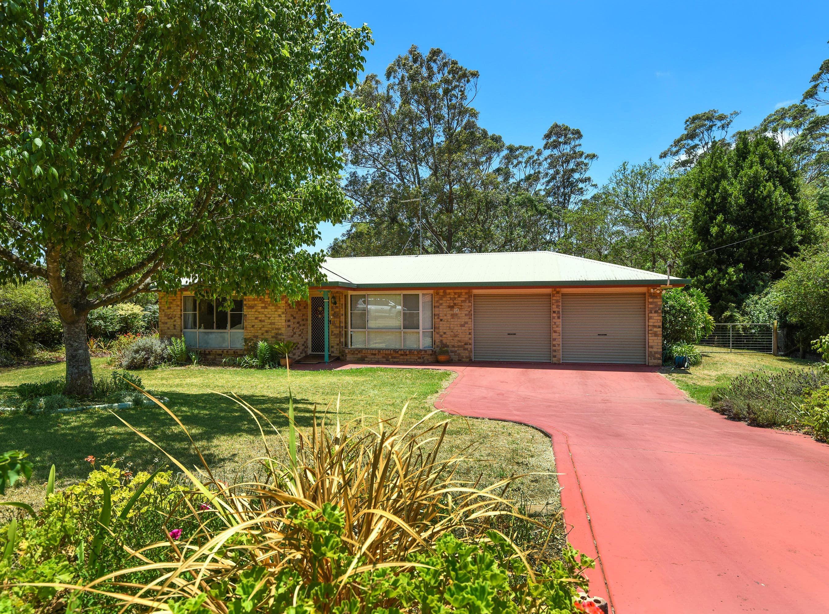 10 Mavis Court, Highfields QLD 4352, Highfields - Image 1