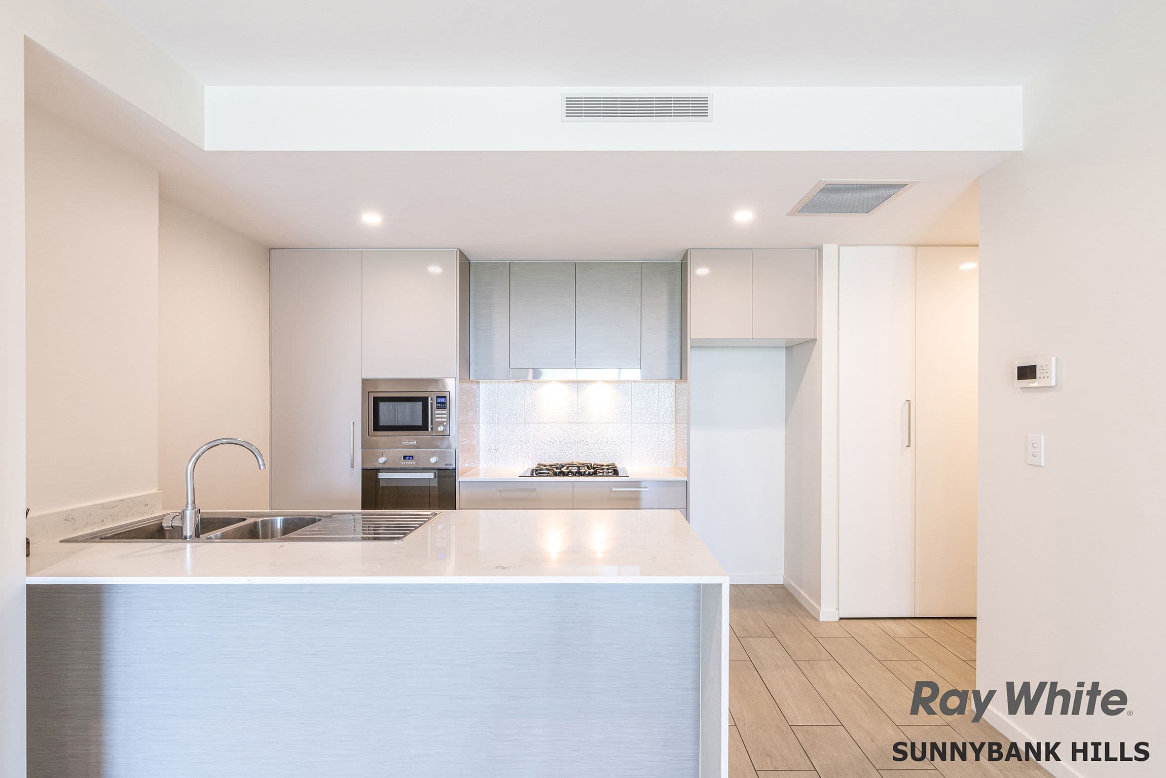 2/90 Ross Street, Dandenong VIC 3175, Dandenong - Thumbnail 4