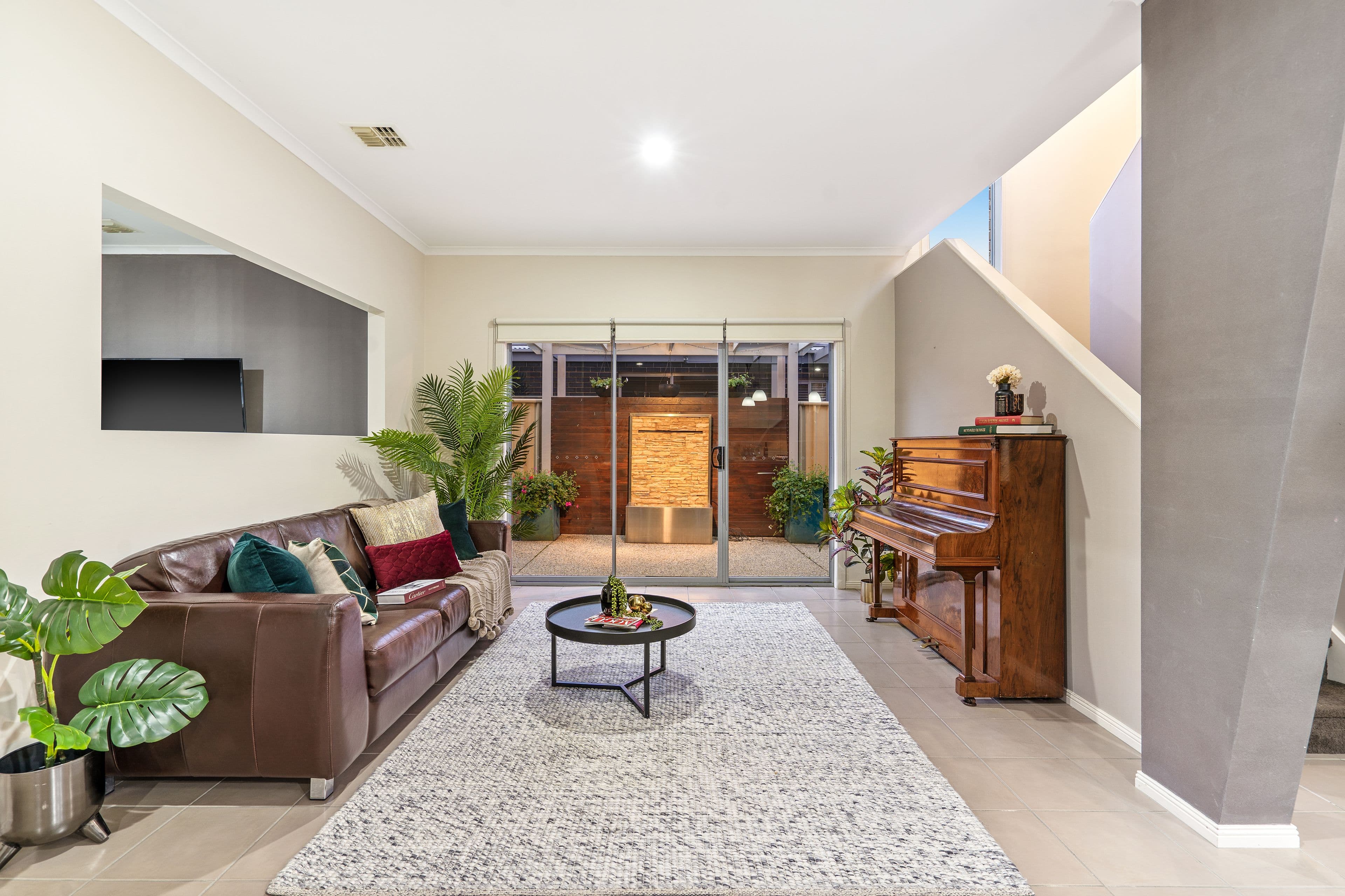 14 Fairbairn Way, Caroline Springs VIC 3023, Caroline Springs - Thumbnail 7