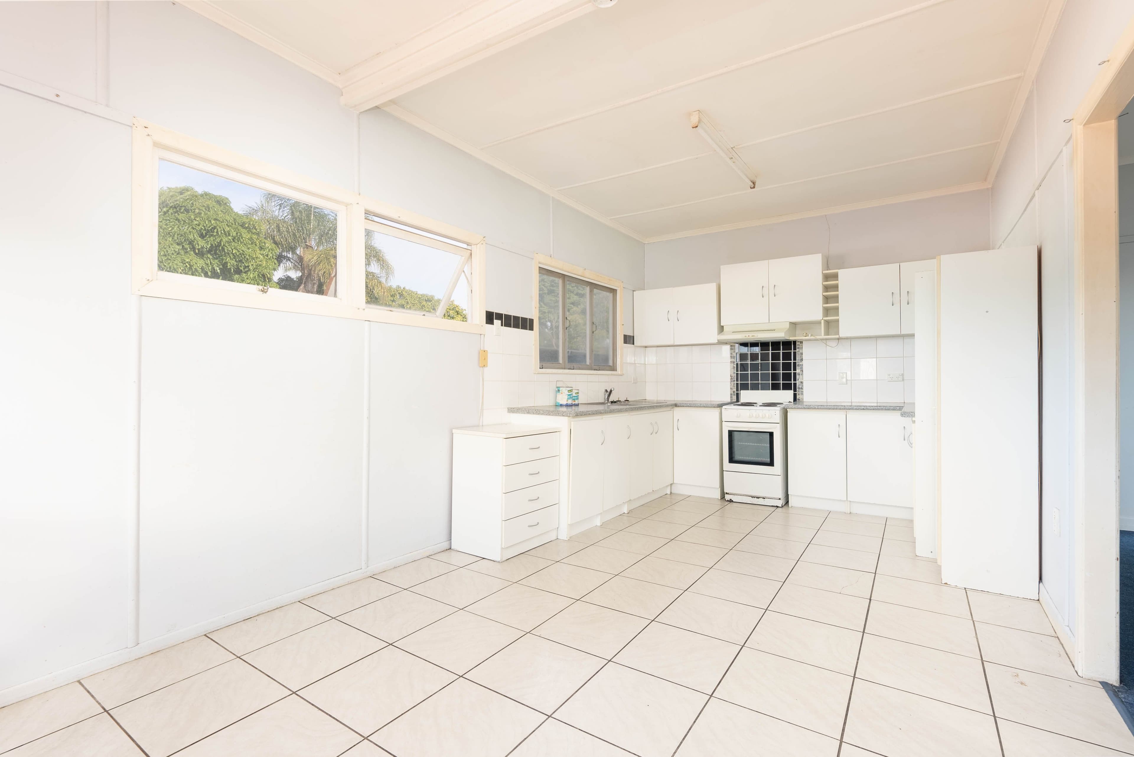 33 Idolwood Street, Eastern Heights QLD 4305, Eastern Heights - Thumbnail 7