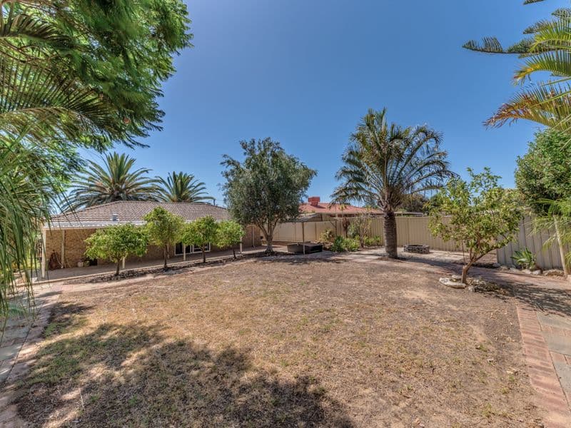 4 Christie Court, Yangebup WA 6164, Yangebup - Thumbnail 2