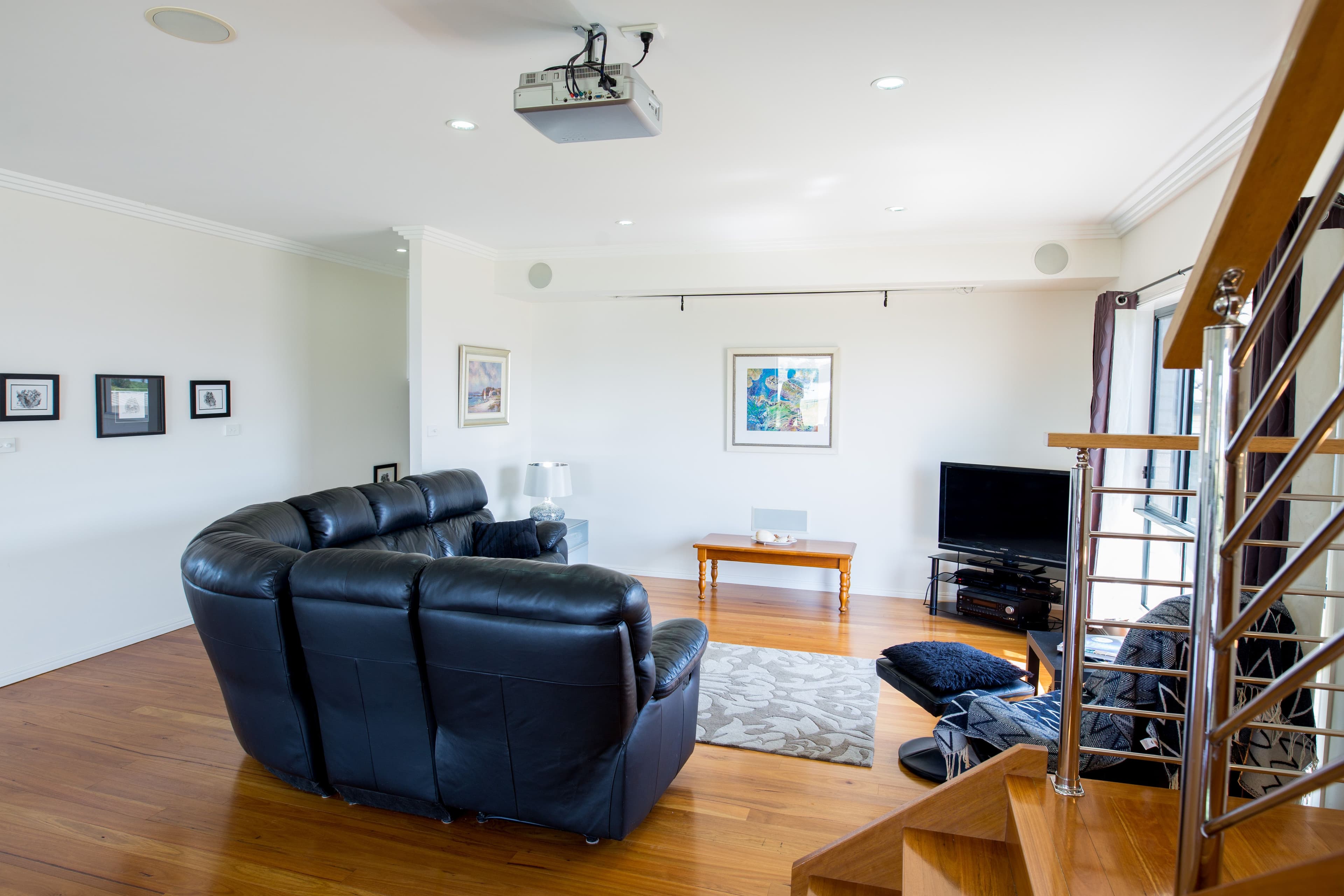 10 Mark Close, Grafton - Thumbnail 3