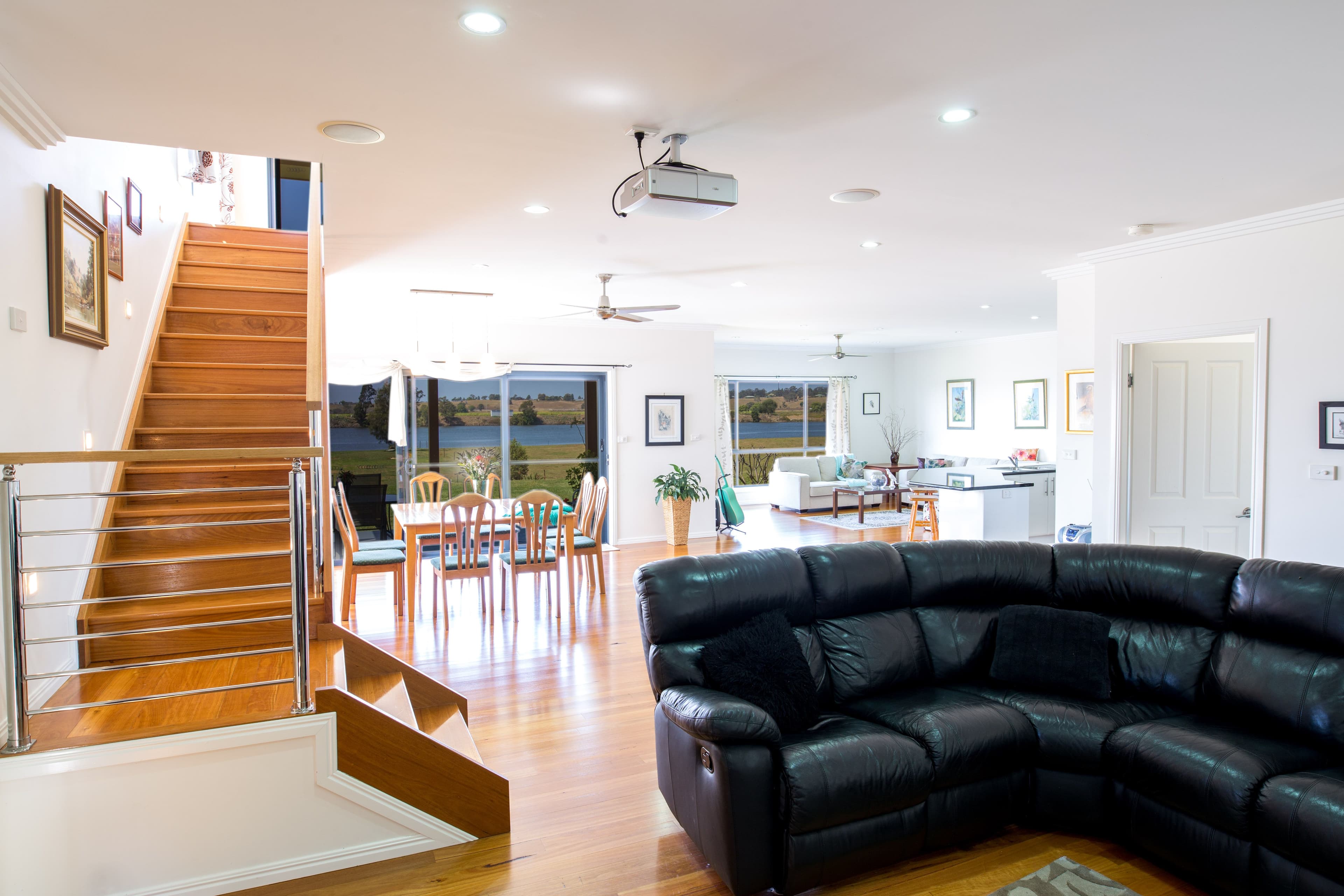 10 Mark Close, Grafton - Thumbnail 4