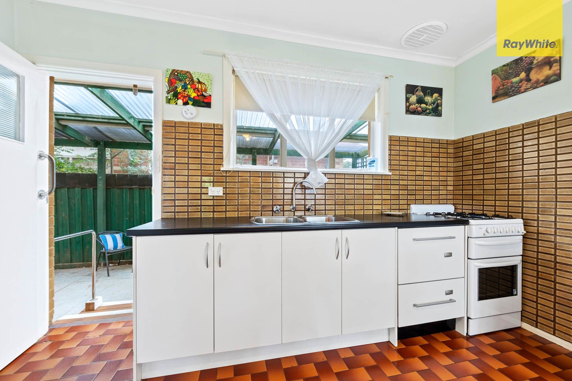 43 Leslie Street, St Albans VIC 3021, St Albans - Thumbnail 4