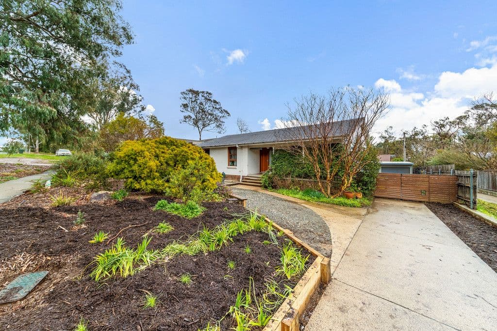 87 Bandjalong Crescent, Aranda ACT 2614, Aranda - Thumbnail 3