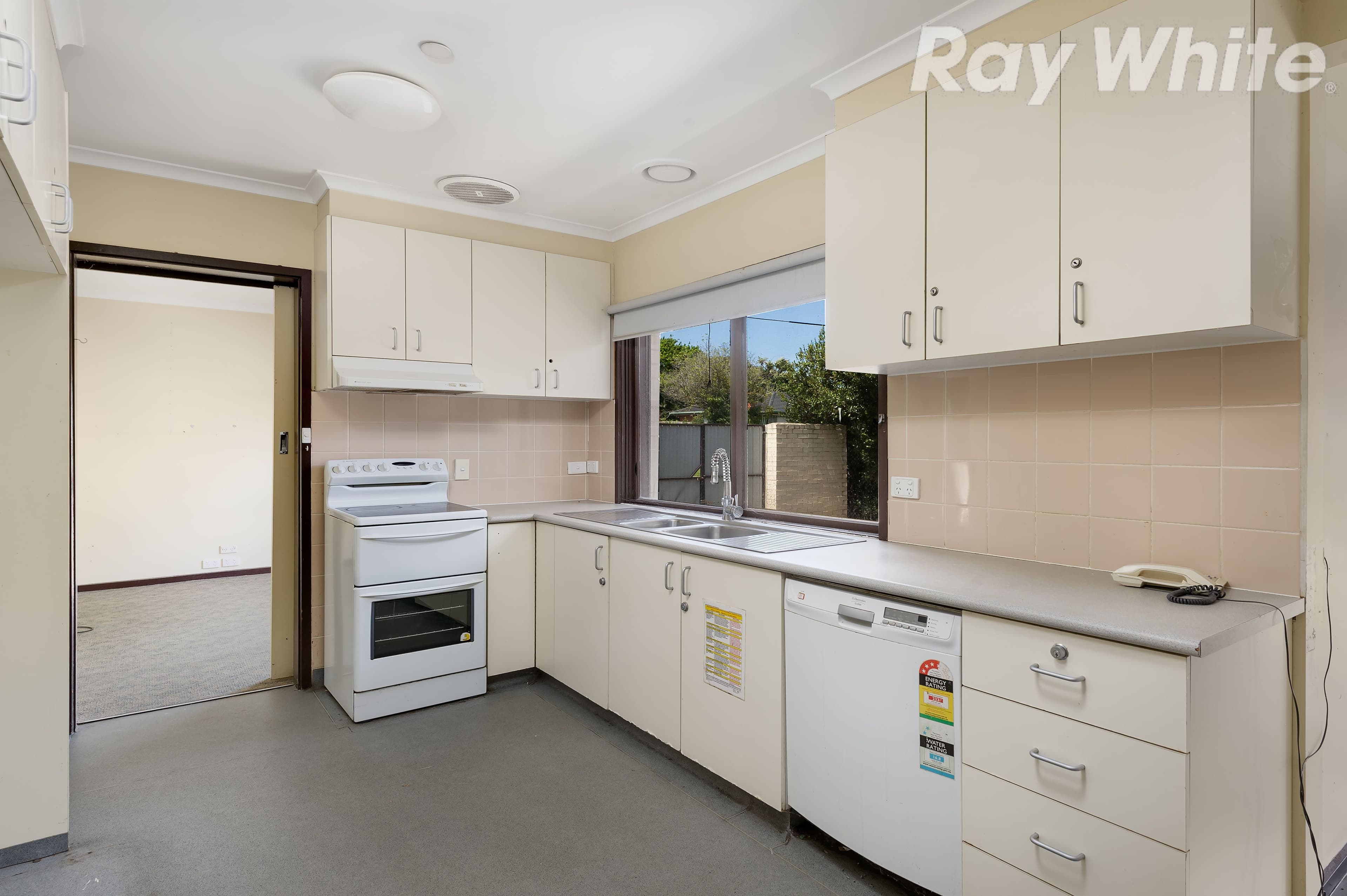 92 Cameron Parade, Bundoora VIC 3083, Bundoora - Thumbnail 3