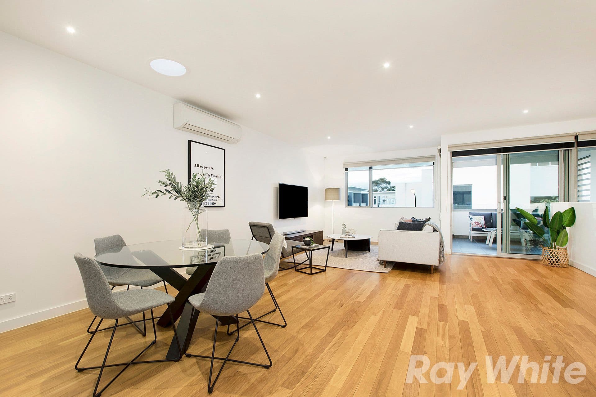 30 Streeton Drive, Mentone VIC 3194, Mentone - Thumbnail 4